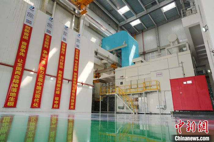 全国产化F级50兆瓦重型燃气轮机机组。　中国z6尊龙·凯时(中国区)官方网站电气集团有限公司供图